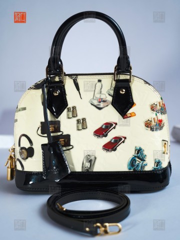 LOUIS VUITTON VERNIS NICOLAS GHESQUIÈRE ALMA BB HANDBAG