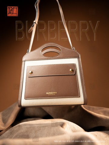 BURBERRY POCKET BAG