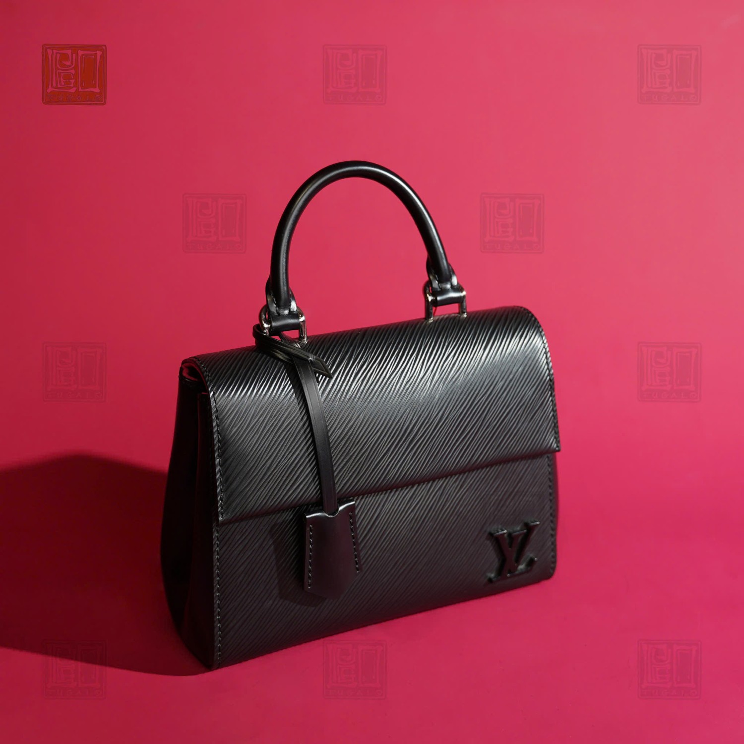 LOUIS VUITTON BLACK CLUNY MINI BAG