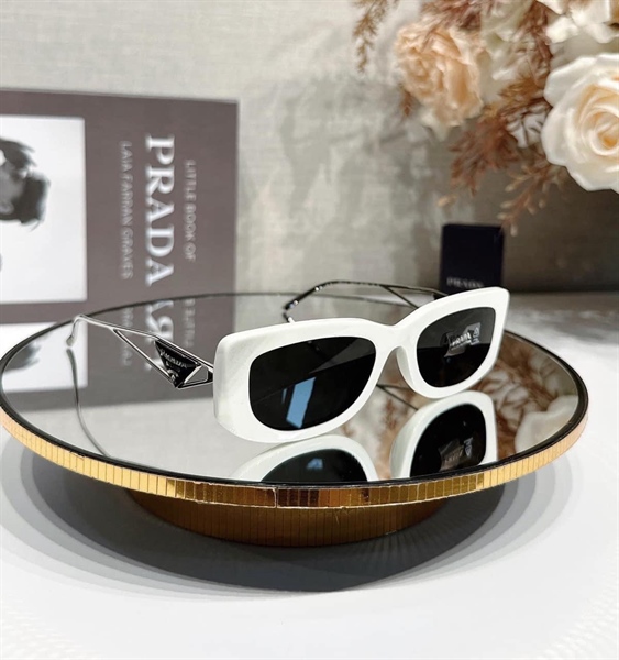 Kính Prada trắng KG+
