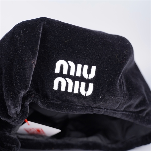 Nó Miu Miu đen KG+