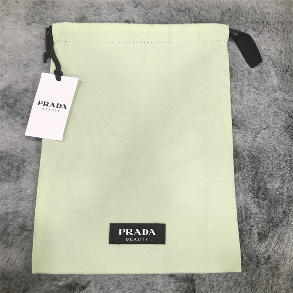 Túi mỹ phẩm Prada dây rút xanh nhạt KG+