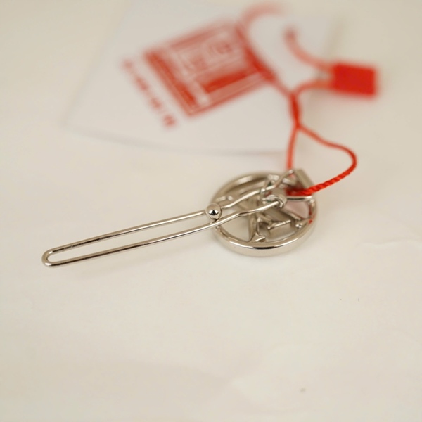 Kẹp tóc LV bạc +