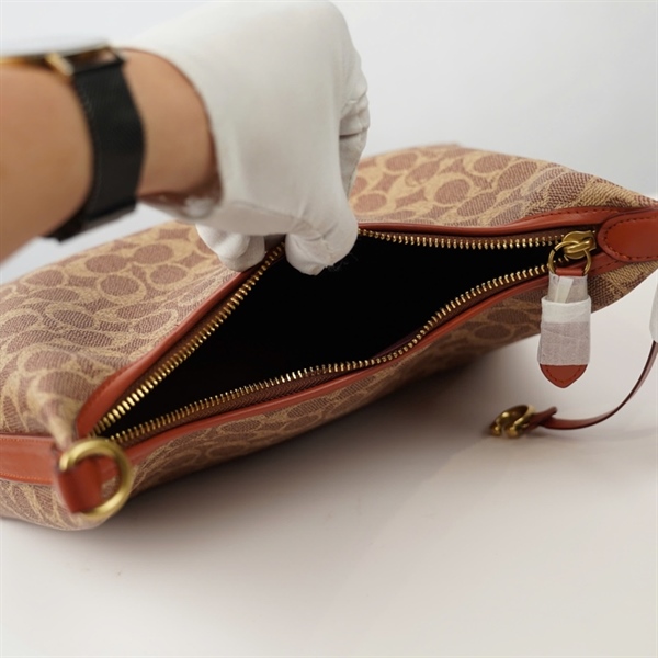 Túi Coach thuyền màu nâu 2 strap sz29 +