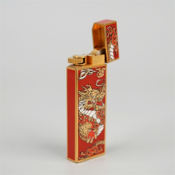 Bật lửa Cartier đỏ hình rồng (1A99998) KG+