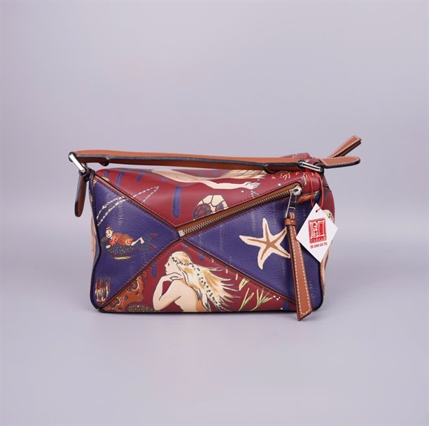 Túi Loewe nâu phối xanh in hình sz24 (BQ) KG +