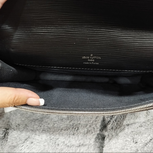 Túi Lv vân đen (thiếu strap) +