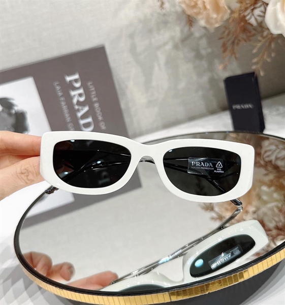 Kính Prada trắng KG+