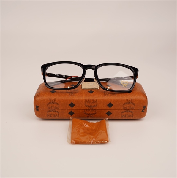Kính MCM mắt trong gọng vuông đen KG+