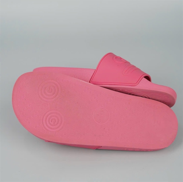 Dép GG hồng sz36 KG+