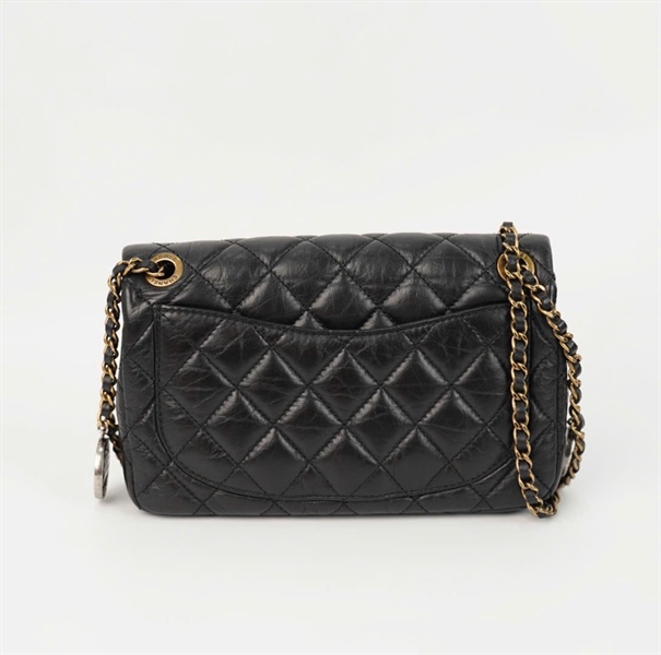 Túi Chanel charm đen (20642114) size 20 KG+