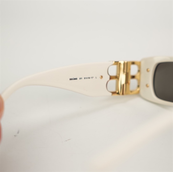 Kính Balenciaga trắng BB0096S -011 KG+