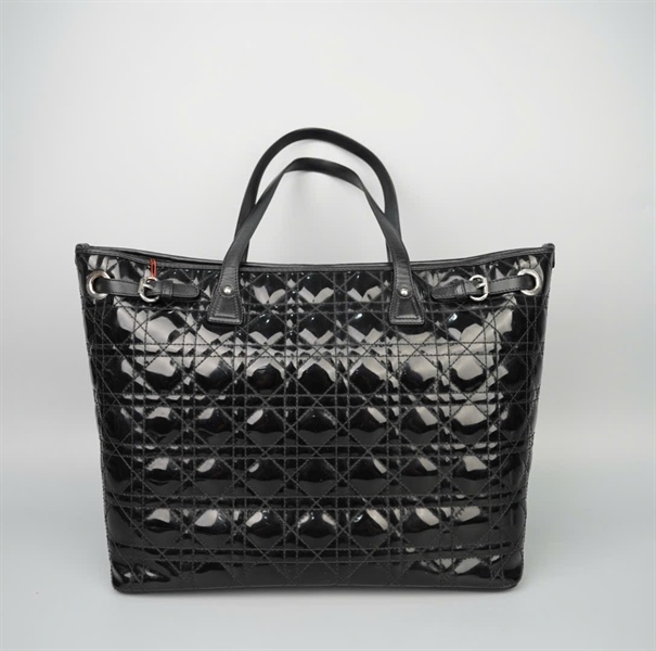 Túi Dior tote màu đen bóng có lót form (01-BO-1100) sz34 KG+