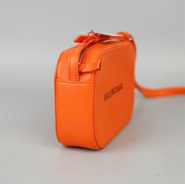 Túi Balenciaga đeo chéo cam sz16 KG+