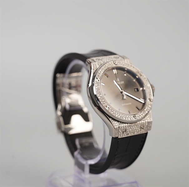 Đồng hồ HUBLOT Classic Fusion sz42 đen (1395376) (HC) KG+