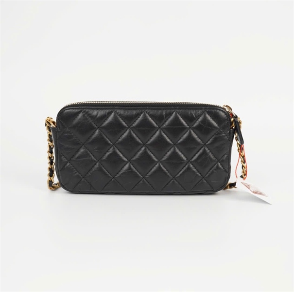 Túi Chanel Charm khóa zip (23748019) sz18 (HC) +
