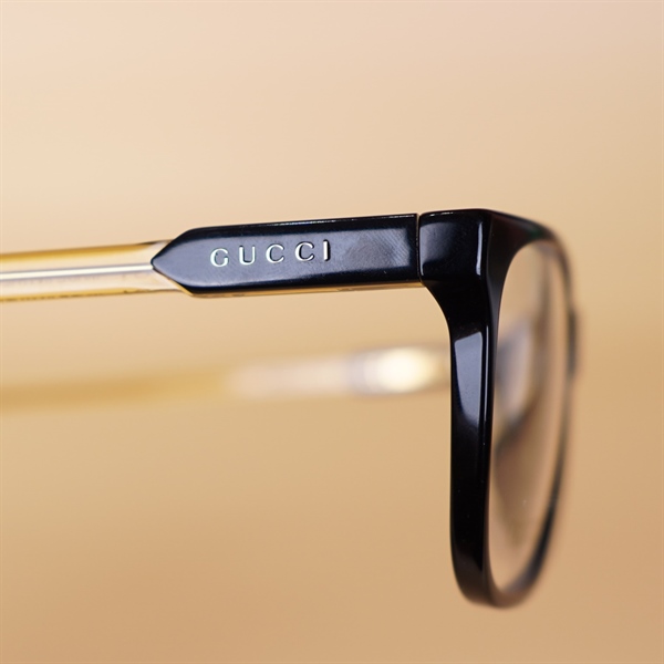 Kính GG gọng đen vàng KG+