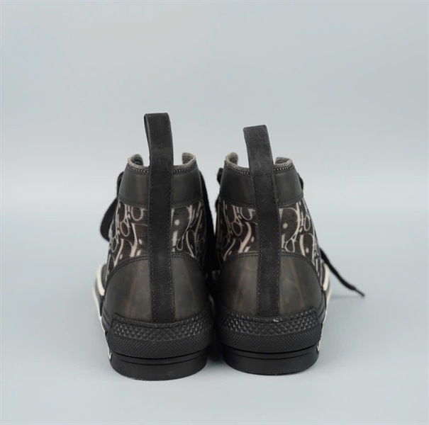 Giày Dior cổ cao màu đen sz38 KG+