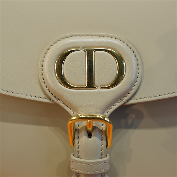 Túi Dior màu kem đáy tròn KG+