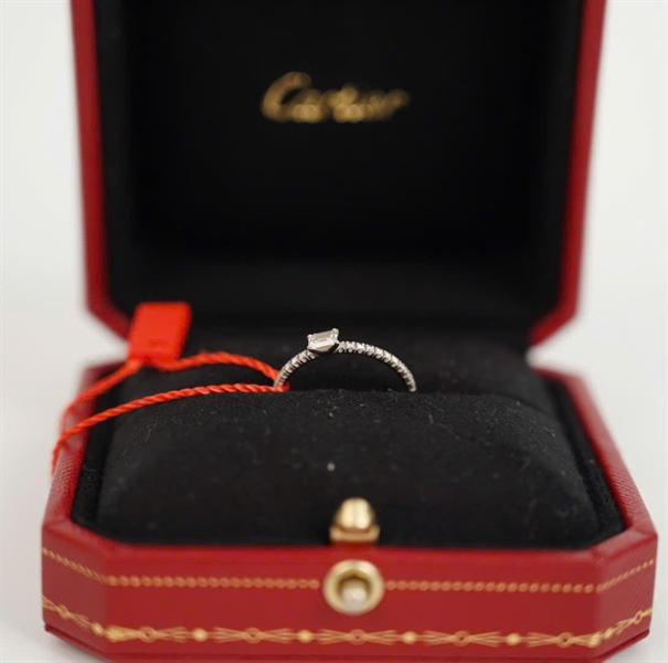 Nhẫn Cartier đính đá (BQ) KG+