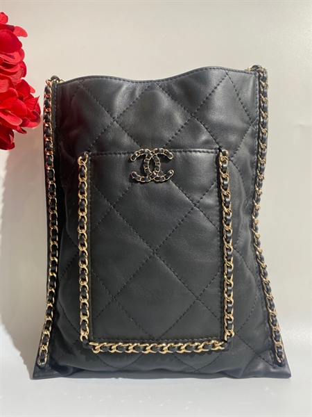 Túi Chanel viền xích +