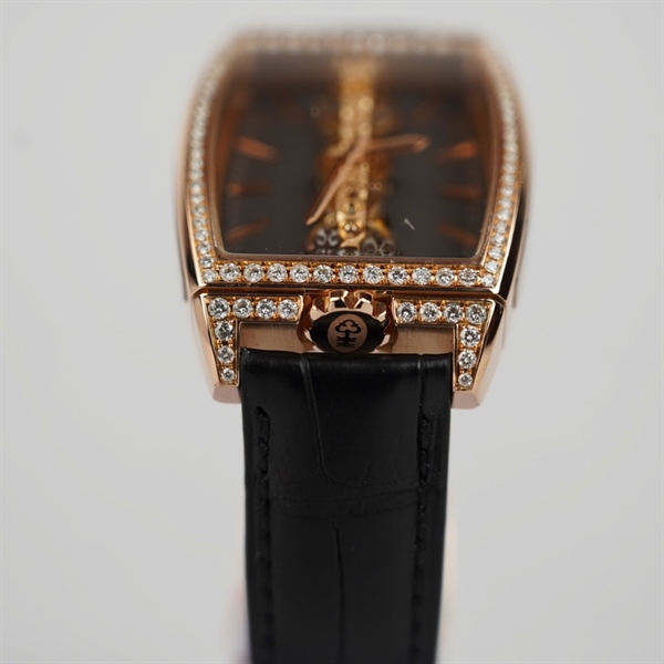 Đồng hồ Corum đen (2290421) kim độ sz32 (HC) KG+