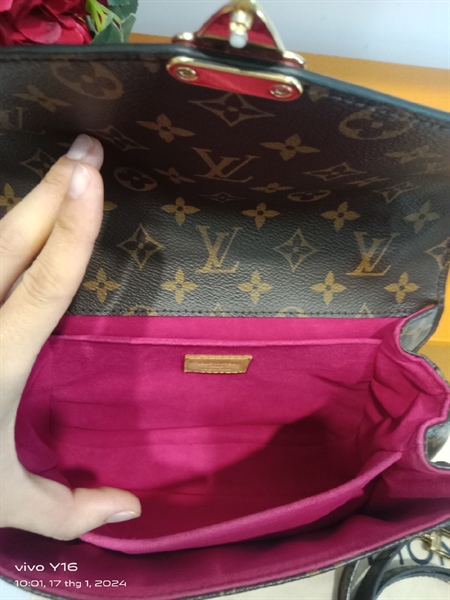 Túi LV Họa Tiết Thêu Đỏ KG+