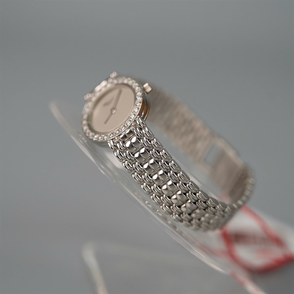 Đồng hồ Chopard mặt tròn quai bạc 565760 (HC) + size22 kim zin
