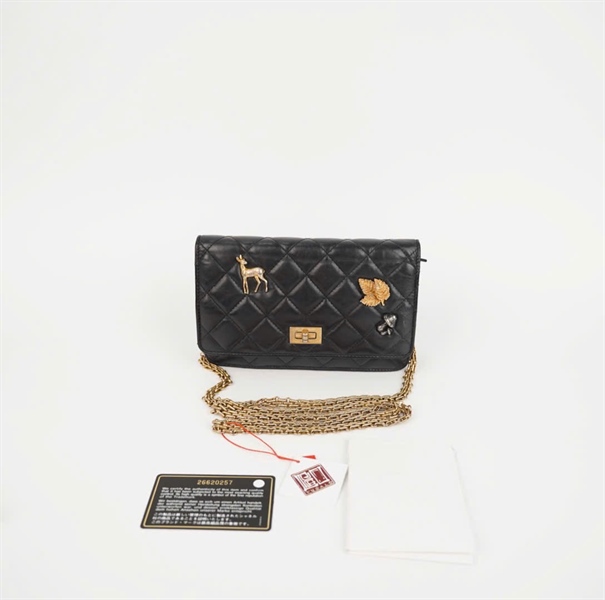 Túi Chanel Charm đen sz19 (26620257) (HC) +