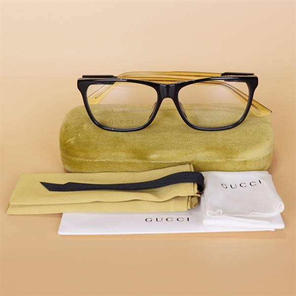Kính GG gọng đen vàng KG+