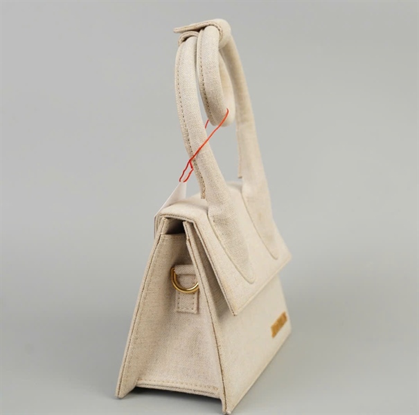 Túi Jacquemus xám trắng sz18 KG+