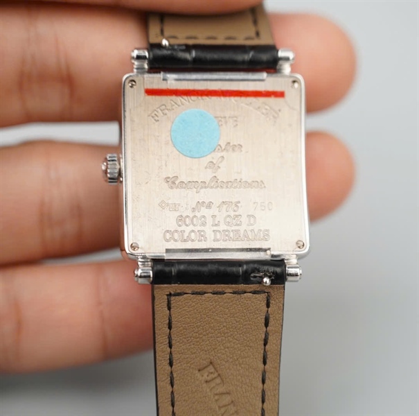 Đồng hồ Franck Muller mặt vuông viền đính đá màu xanh (no176) sz28 (HC) KG+