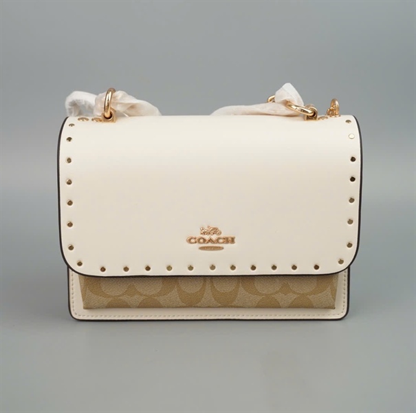Túi Coach trắng sz21 +