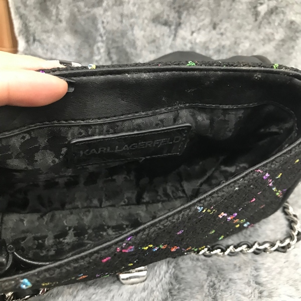 Túi Karl Lagerfeld Đen Viền Nhiều Màu KG+
