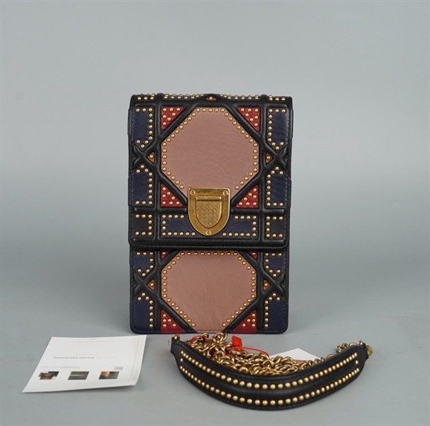 Túi Dior đeo chéo đen đính cườm sz11 KG+