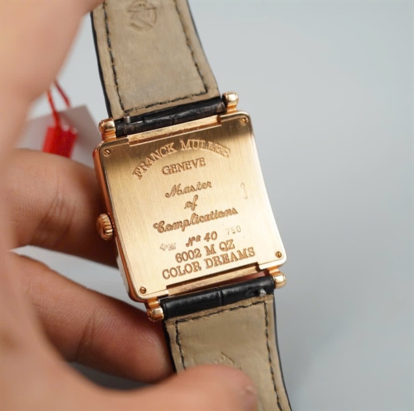 Đồng hồ Franck Muller mặt vuông quai đen (No40) KG+