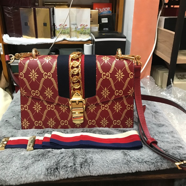 Túi GG đỏ họa tiết lá vàng 25cm+