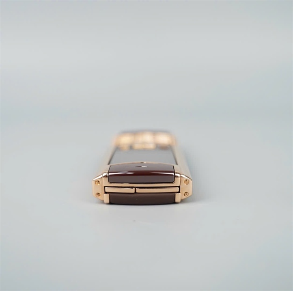 Điện thoại Vertu đen viền vàng (S-052777) (HC) KG+