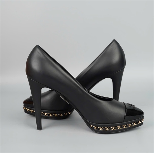 Giày Chanel đen sz39.5 cao 12p KG+