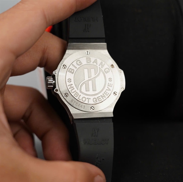 Đồng hồ Hublot tròn quai đen sz38 kim zin (875443) (HC)+