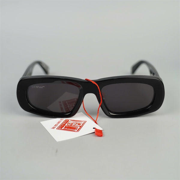 Kính Off-White đen OERI078 1007 (54-19-145) KG+