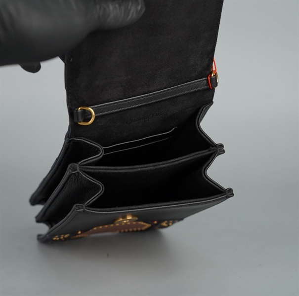 Túi Dior đeo chéo đen đính cườm sz11 KG+