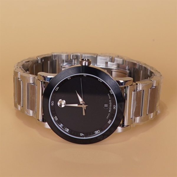 Đồng hồ nam Movado mặt tròn đen KG+