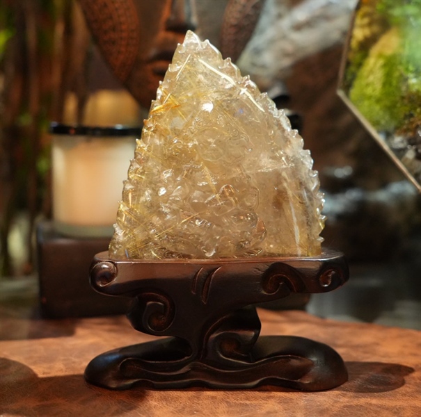 Tác phẩm hoàng tài tóc vàng KG+