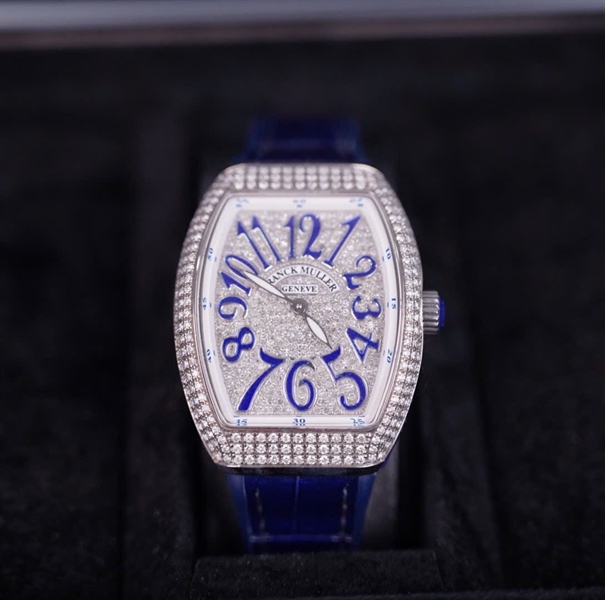 Đồng hồ Franck Muller mặt vuông dây xanh có giấy kiểm định (No529) +