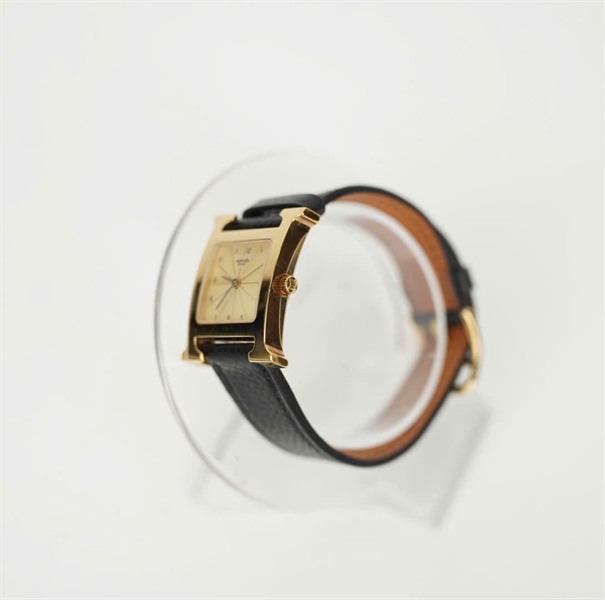 Đồng Hồ Hermes mặt vuông dây đen (1965345) (LTB) KG+
