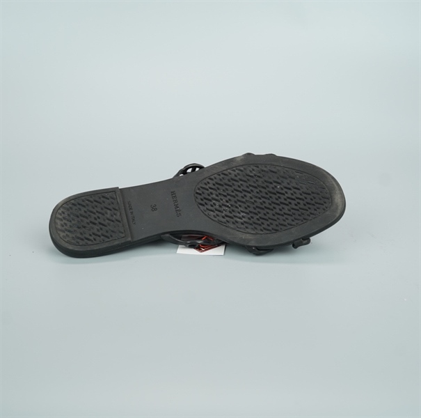Dép Hermes đen size 38 (BQ) KG+