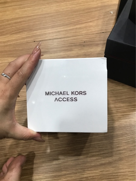 Đồng hồ nam Michael Kors Accness vàng hồng KG+