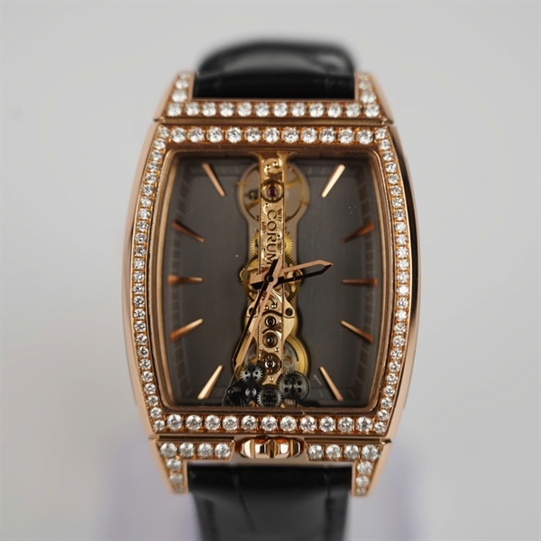 Đồng hồ Corum đen (2290421) kim độ sz32 (HC) KG+