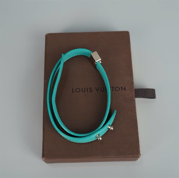 Vòng cổ LV hoa nâu phối xanh (PN) +